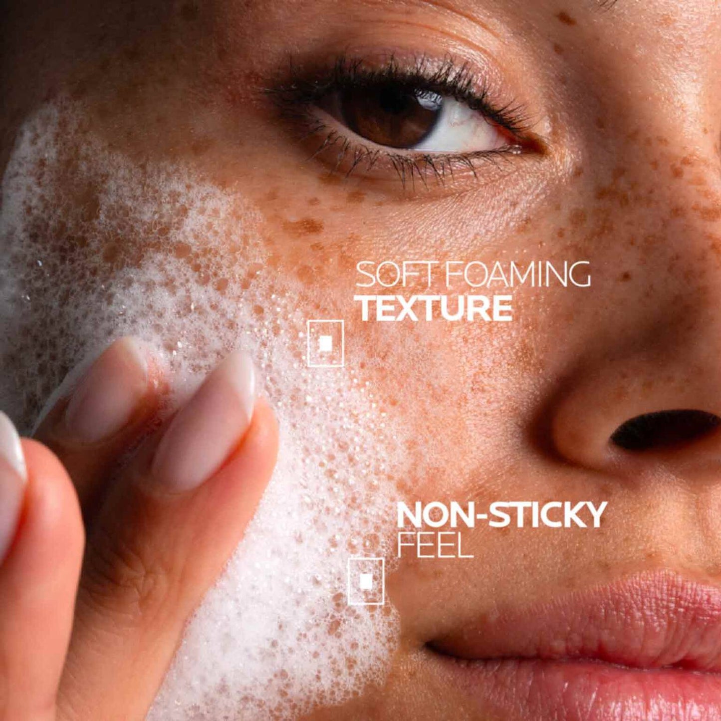 effaclar-supramolecular-oil-and-pores-jelly-cleanser-y2 Supramolecular-Cleanser_D2C-ATF-Texture_1500x1500.jpg